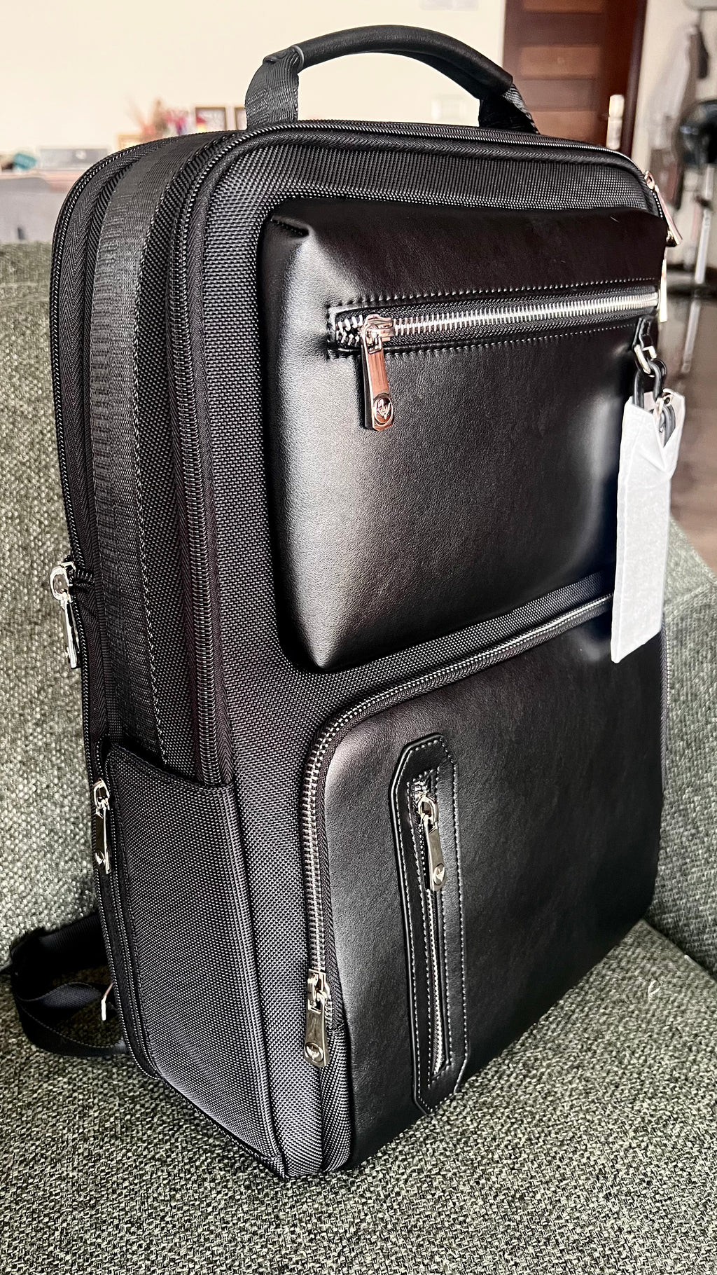 Stand out from the crowd (Limited Edition)