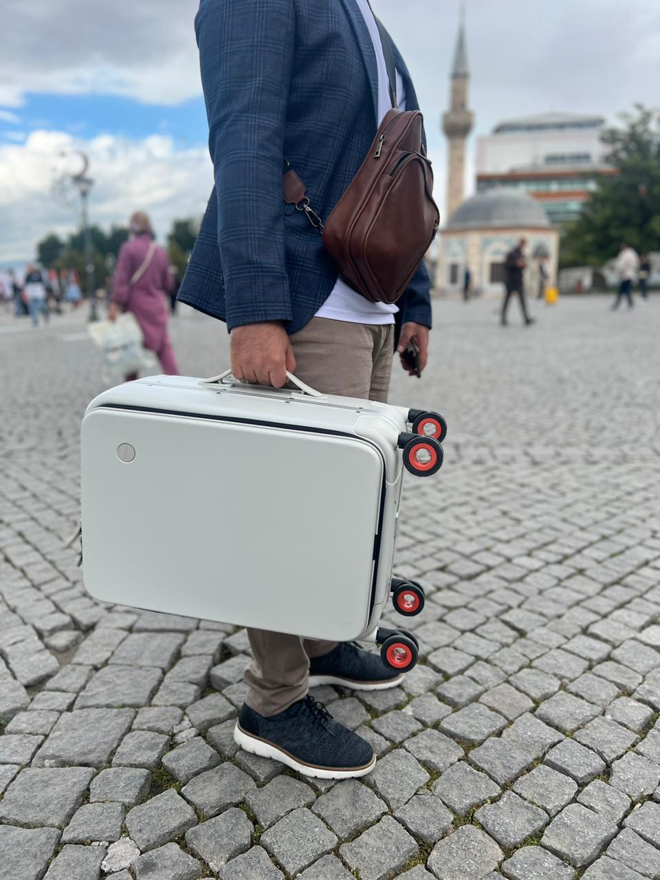 White Mixi Carryon/Cabin Fit (10kilos)