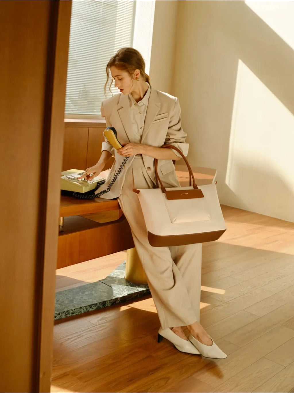 Maison Élitaire ( Limited Edition)